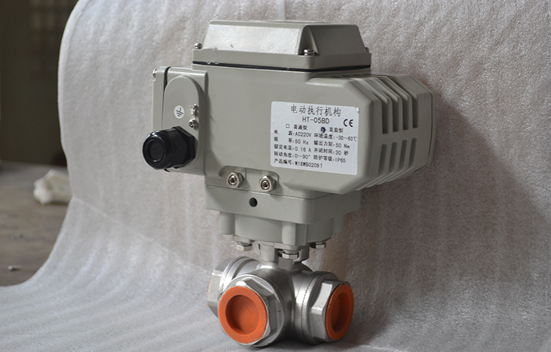 電動(dòng)三通螺紋球閥1.jpg